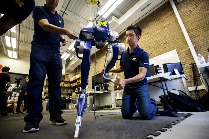 Image of Cassie, the robot is able to walk without a gantry and has an ankle motor that its predecessor, MARLO, lacked