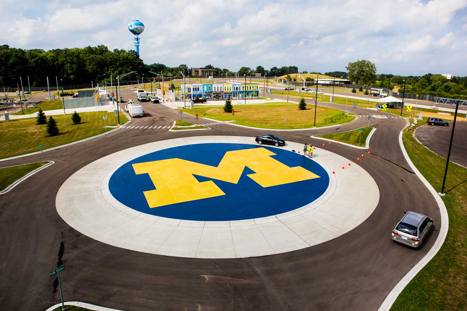 Driverless vehicle circling MCity facility