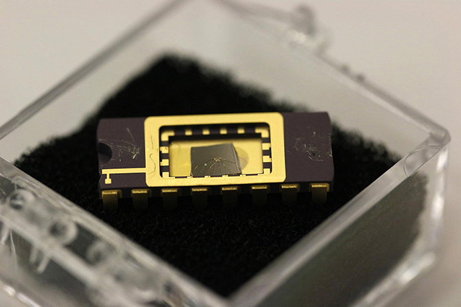 a close up image of a graphene field-effect transistor developed at purdue university