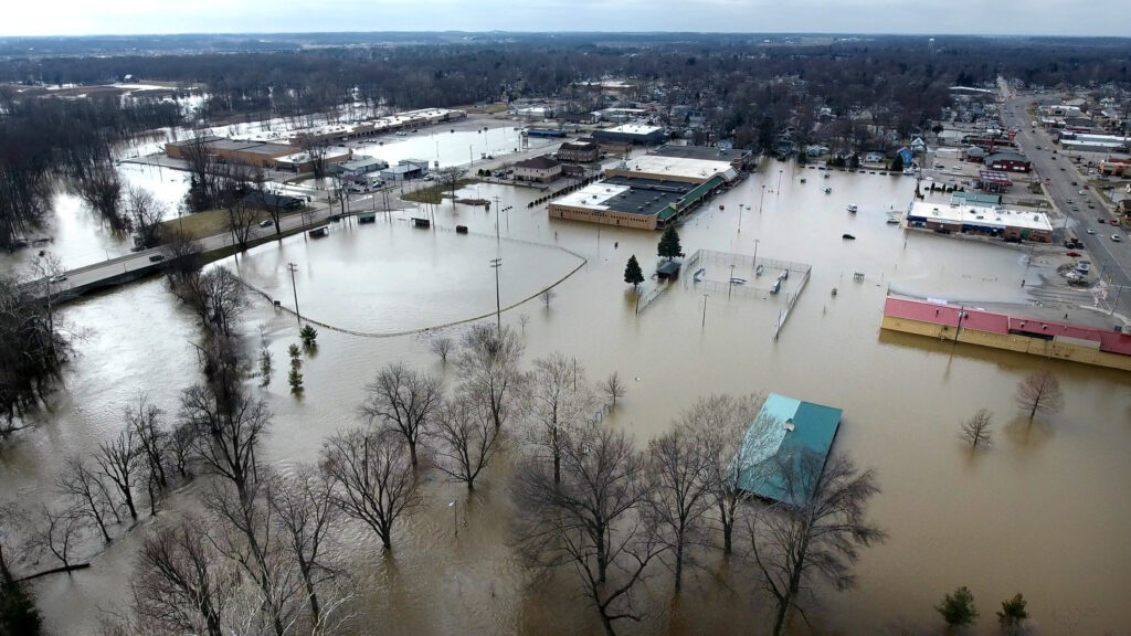 Flooded Town

Photo credit: Justin Fredrick Clark
