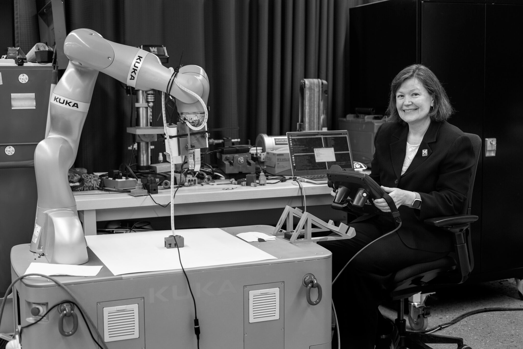 Dawn Tilbury working in the lab.