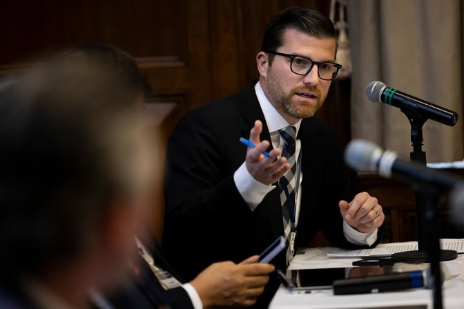 Shipbuilders and maritime policy experts discuss US industry at U-M