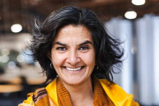 Portrait of Rita Baranwal.