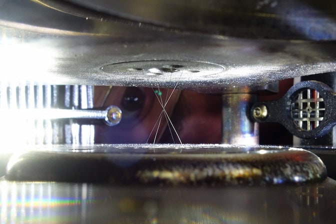 X-pinch plasma achieves radial proton acceleration for crisp imaging